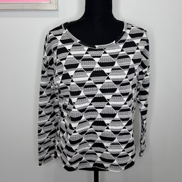 H&M Oversized Black and White Women’s Pullover Sweater (S) - Picture 2 of 6